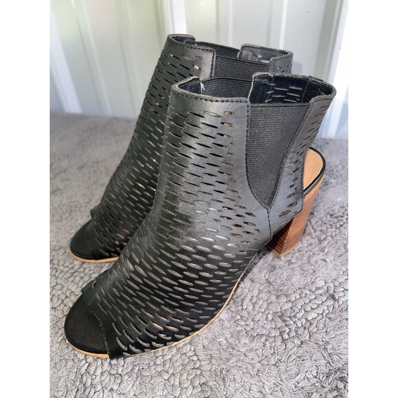 STEVEN MADDEN Nancii Black Perforated Leather Open Toe High Heel Ankle Boots 7.5 - Picture 4 of 11